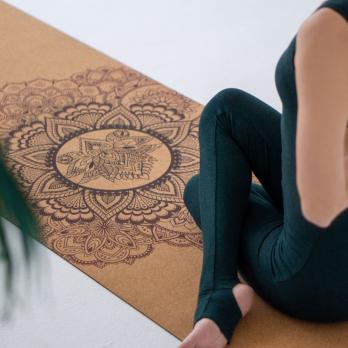 Пробковый коврик для йоги Мандала Yogamatic