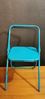 Голубой стул для занятий йoгoй Айенгара высотой 41см